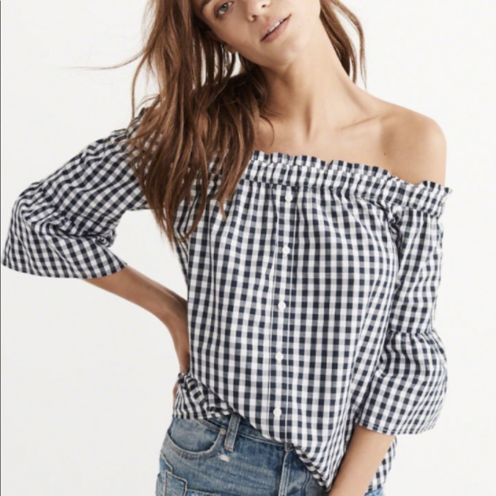 Abercrombie & Fitch off the shoulder poplin top